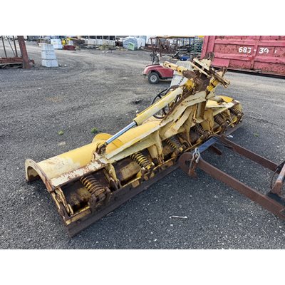 GRATTE A NEIGE JAUNE 42PO X 12PI ARTICULÉ